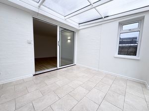 Photo 19- click for photo gallery